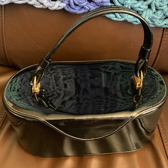 Vintage 1960s Black Patent Leatherette Train Case Tote Make Up Toiletry Bag - Picture 2 of 9